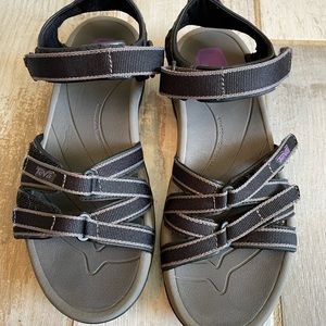 Teva sandals size 7.5 barely worn.